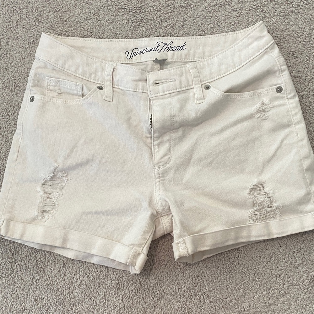 Universal Thread Women's Off-White Distressed Jea… - image 1